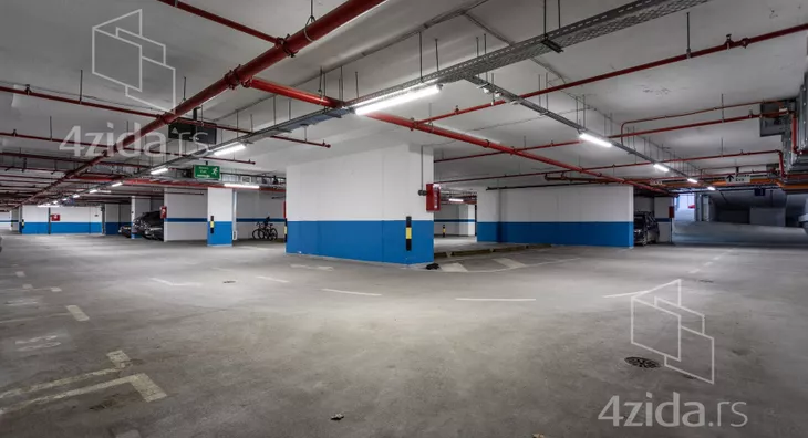 Parking | 4zida
