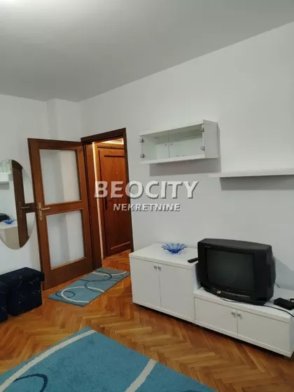 Pasterova | 4zida.rs