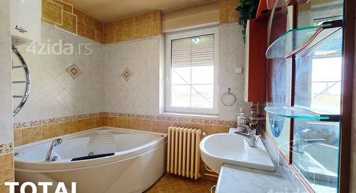 Petosoban stan | 4zida