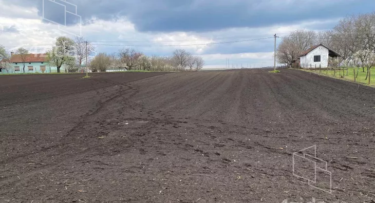 Poljoprivredno zemljište | 4zida