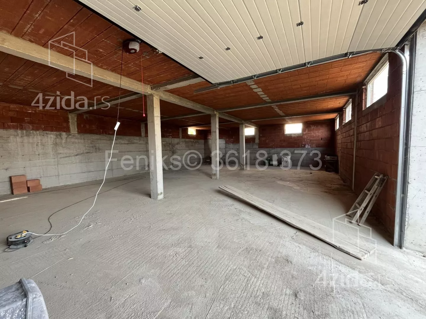 Poslovni prostor | 4zida