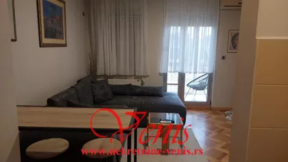 Jovana Subotića | 4zida.rs