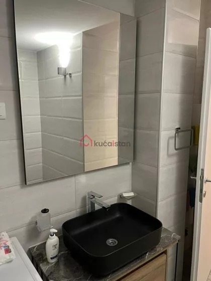 Skupština | 4zida.rs