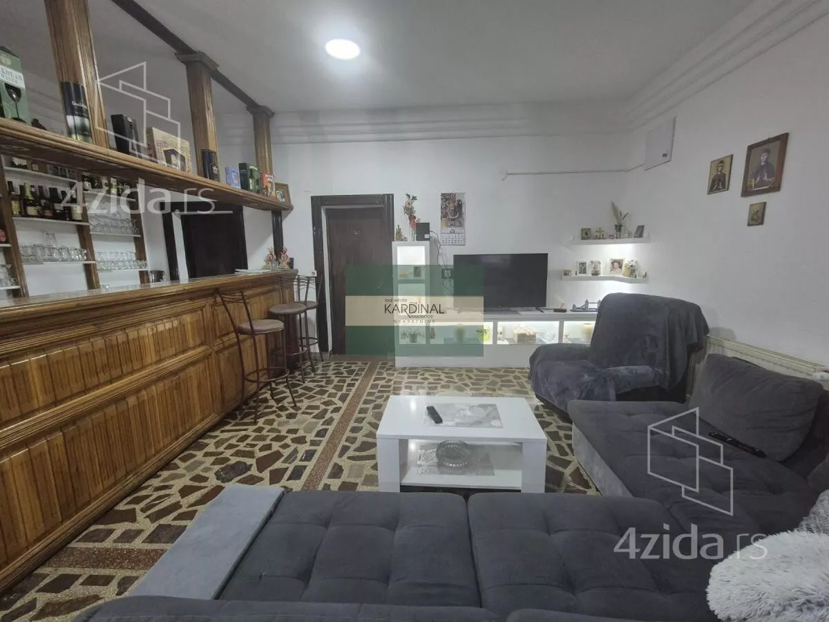 Kuća | 4zida