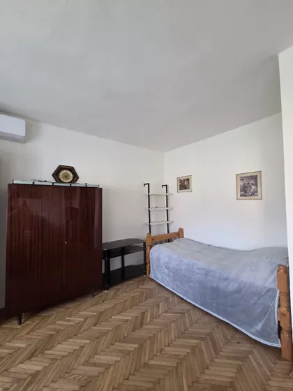 Mali Bajmok | 4zida.rs