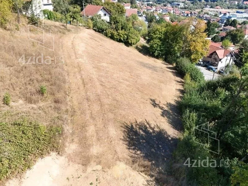 Plac | 4zida
