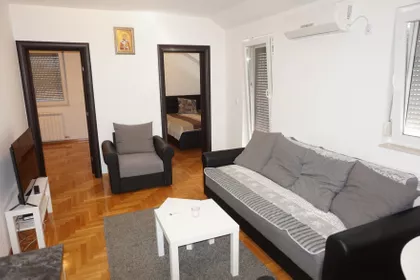 Bore Prodanovica | 4zida.rs