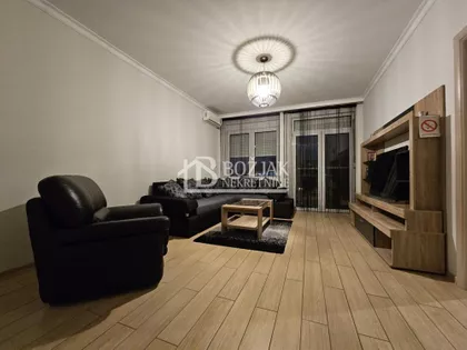 Žitni trg | 4zida.rs