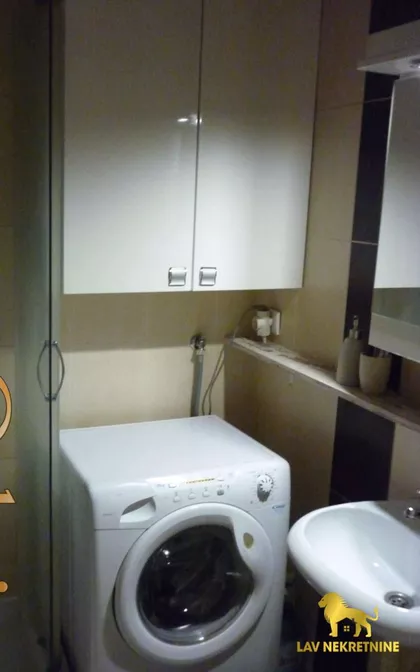 BALZAKOVA | 4zida.rs