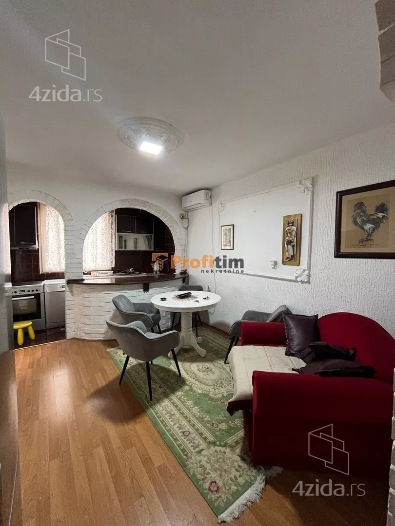 Dvoiposoban stan | 4zida