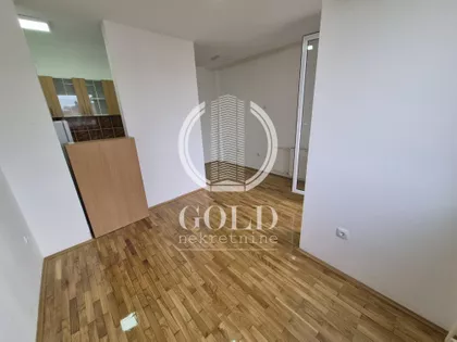 Momčila Tapavice | 4zida.rs