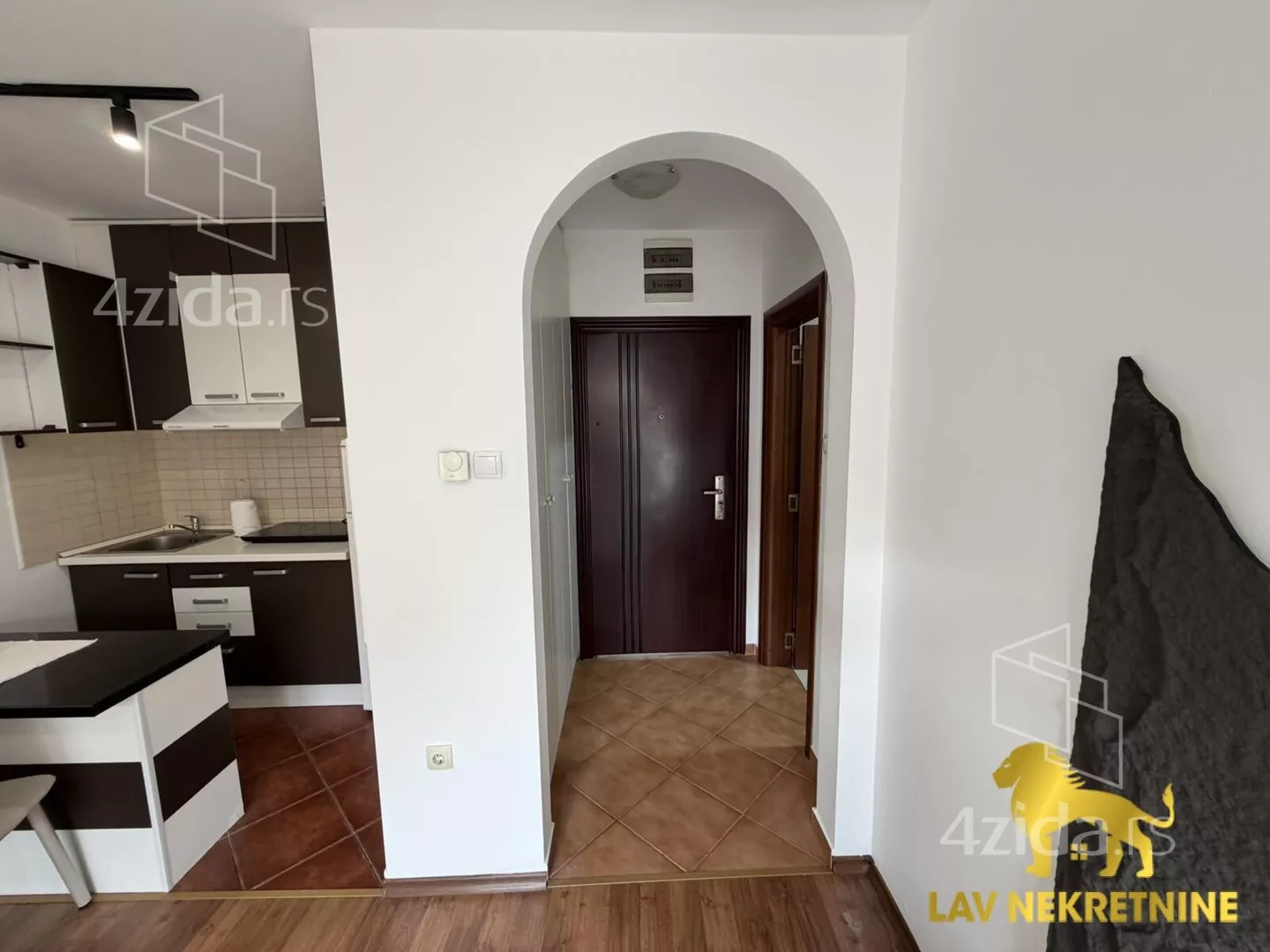 Garsonjera | 4zida
