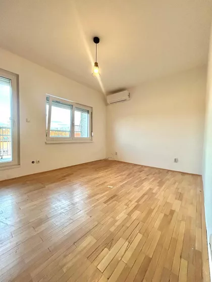 Đušina | 4zida.rs