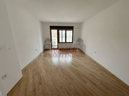 Dom Zdravlja | 4zida.rs