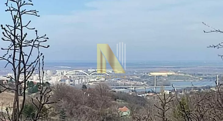 Plac | 4zida