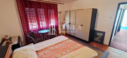 Mijatovih njiva | 4zida.rs