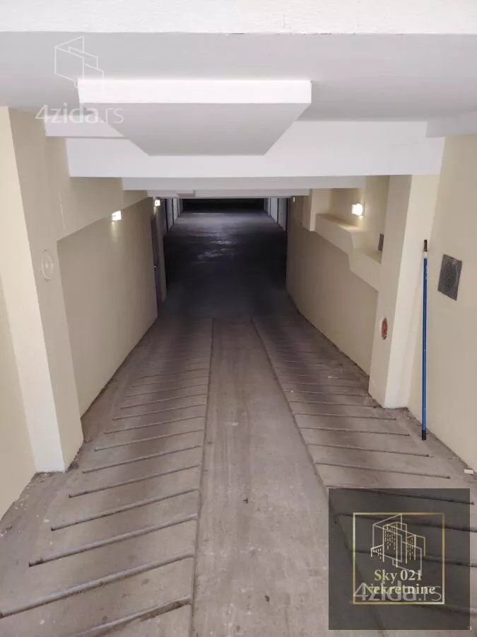 Garaža | 4zida