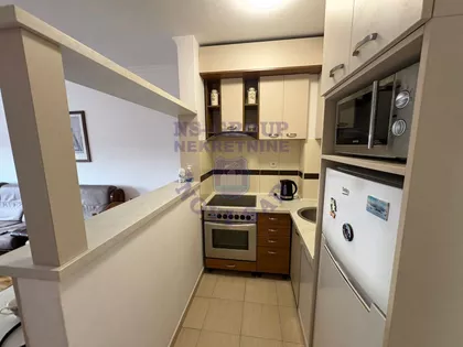 Bulevar Patrijarha Pavla (Somborski Bulevar) | 4zida.rs