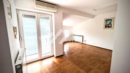 Pere Popadića | 4zida.rs