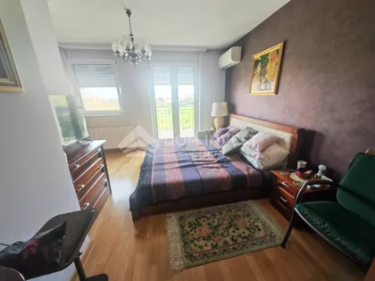 Marka Pola | 4zida.rs