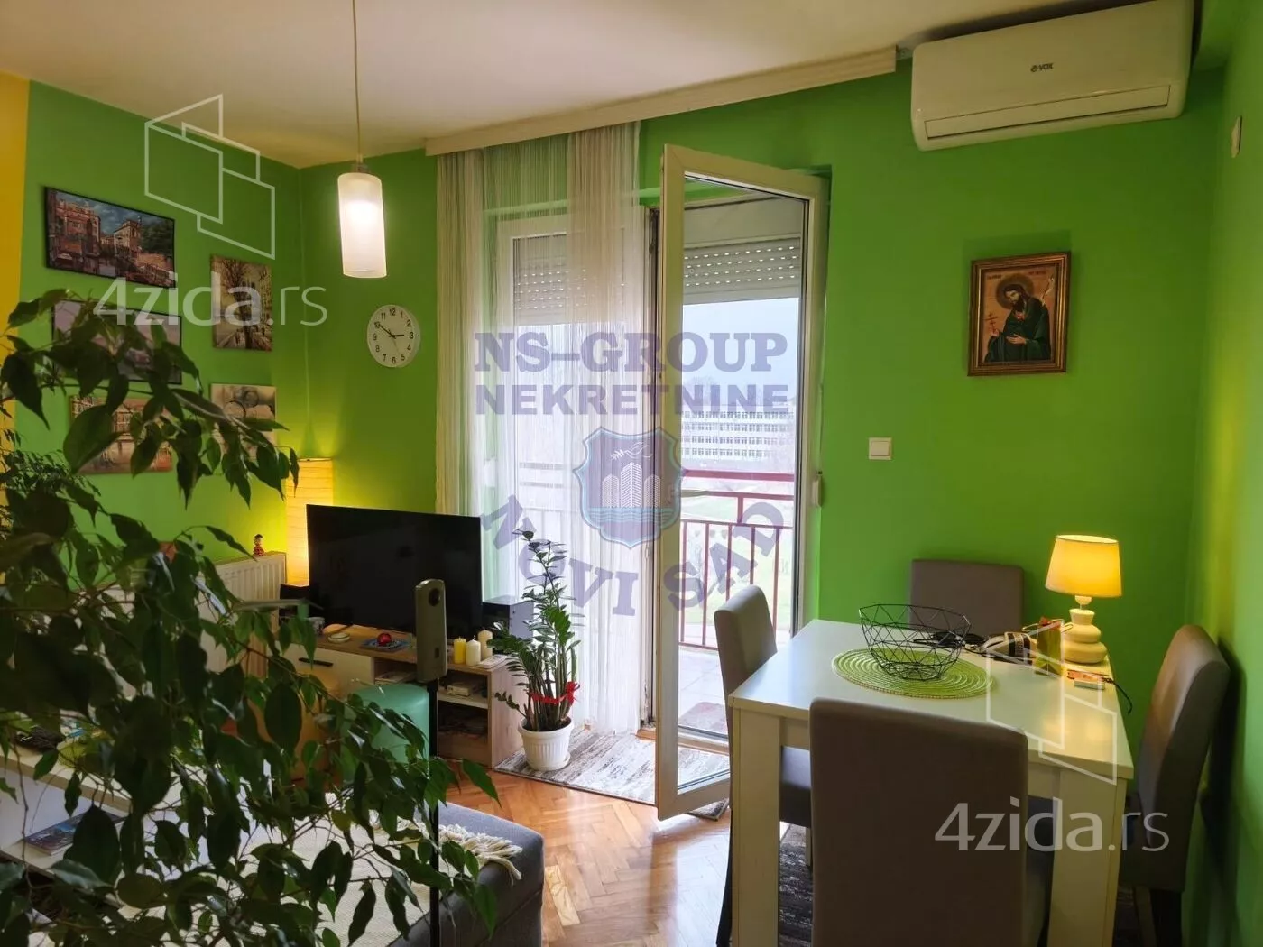 Jednoiposoban stan | 4zida