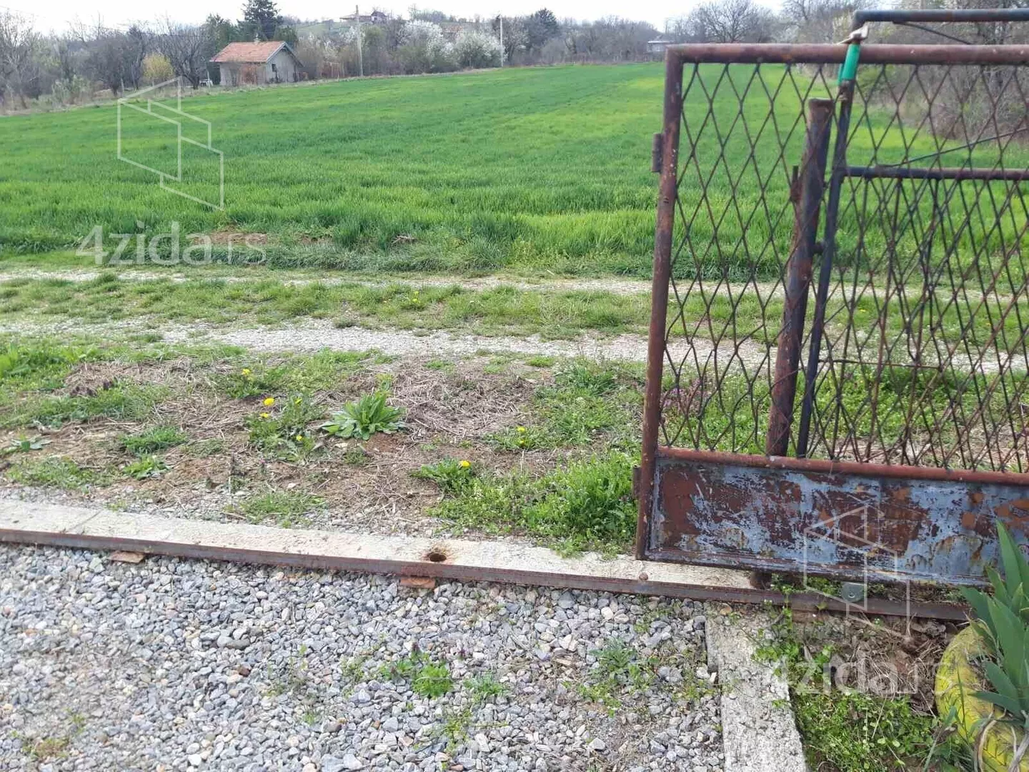 Građevinsko zemljište | 4zida