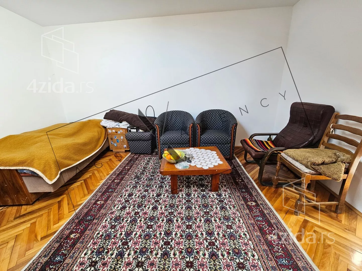 Garsonjera | 4zida