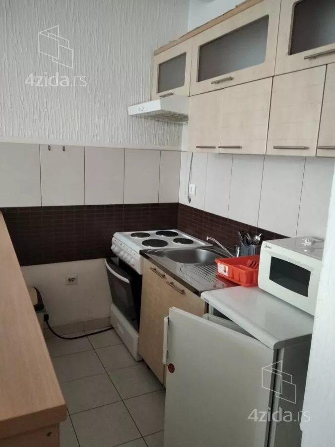 Garsonjera | 4zida