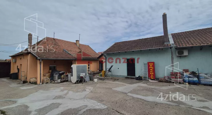 Poslovna zgrada | 4zida