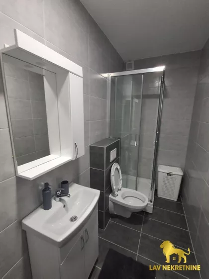 NOVA ULICA | 4zida.rs