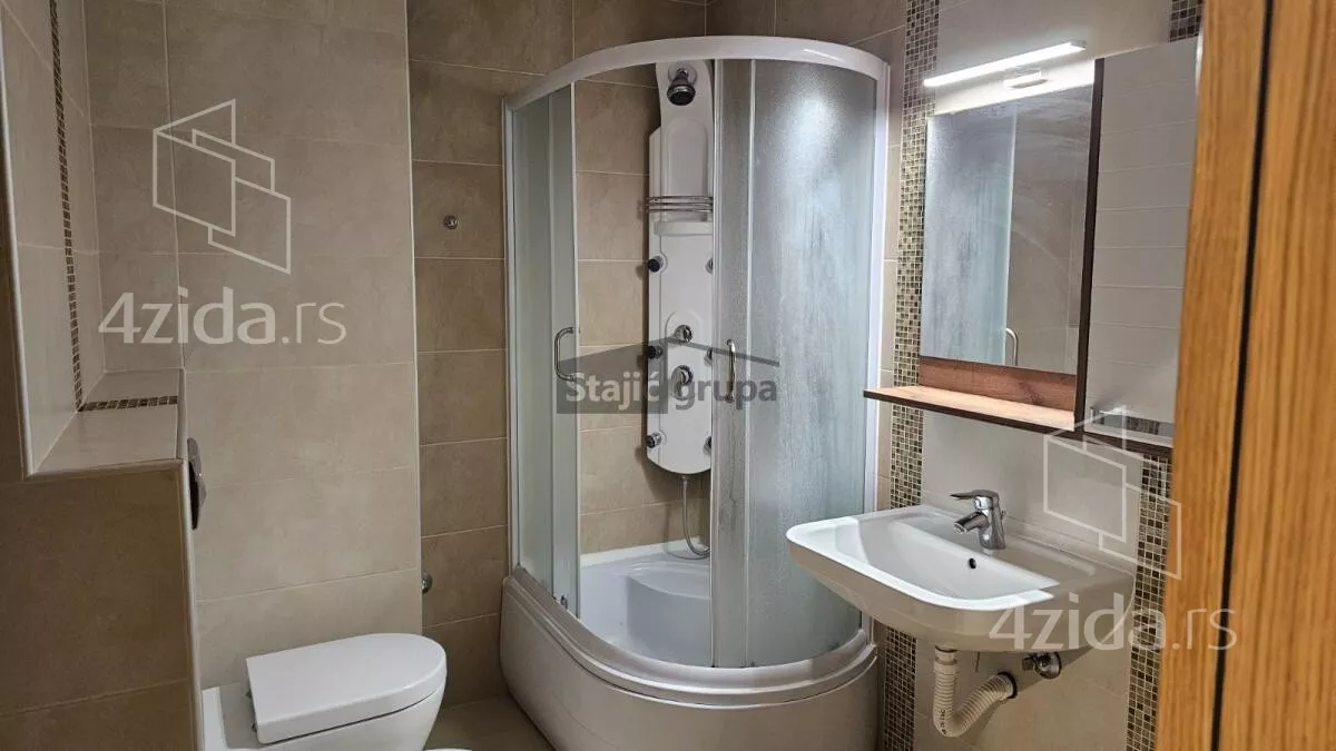 Troiposoban stan | 4zida