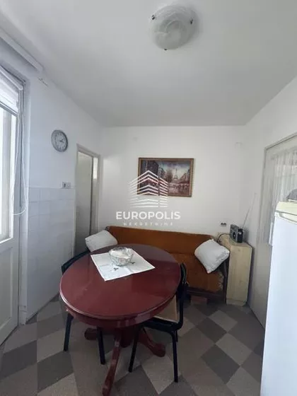 Darinke Radović | 4zida.rs