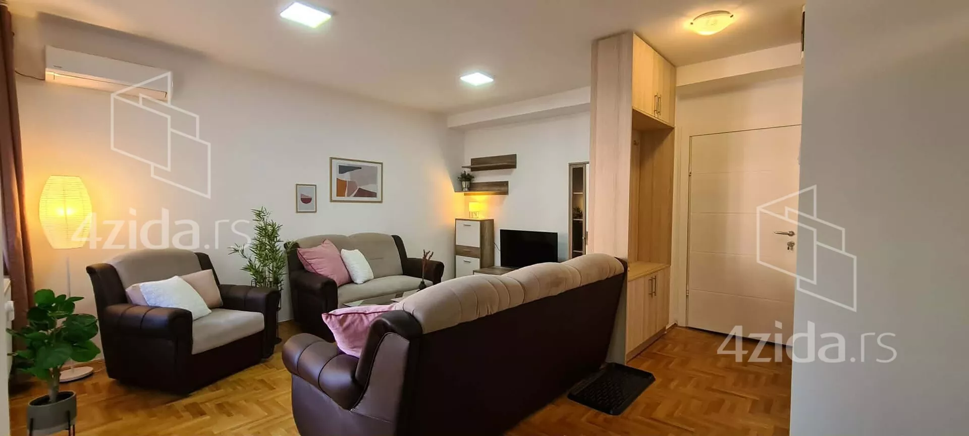 Dvoiposoban stan | 4zida