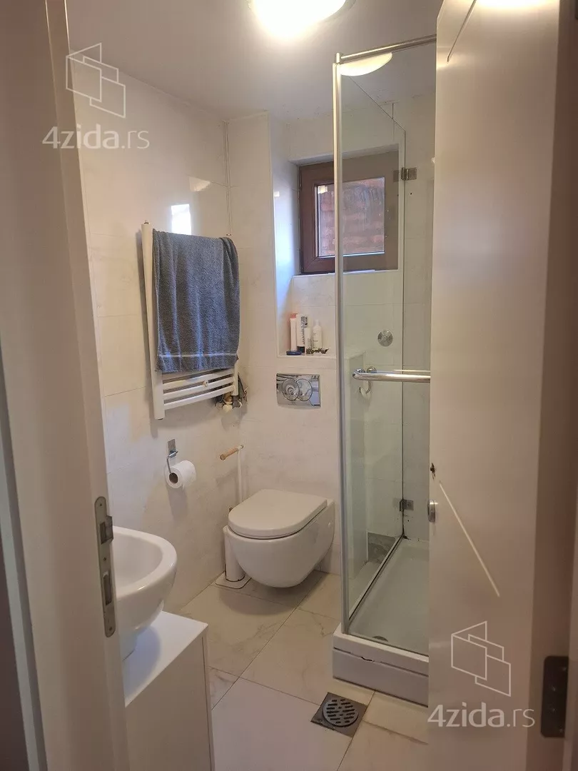 6-etažna kuća | 4zida