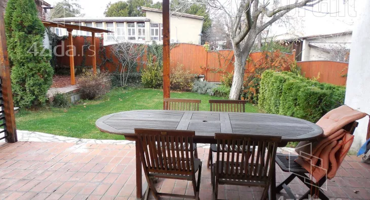 4-etažna kuća | 4zida