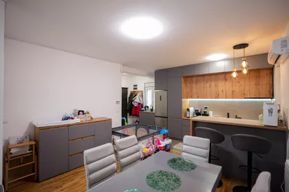 Odabašićeva | 4zida.rs