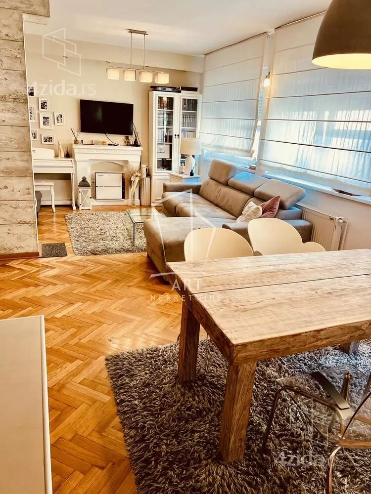 Troiposoban stan | 4zida