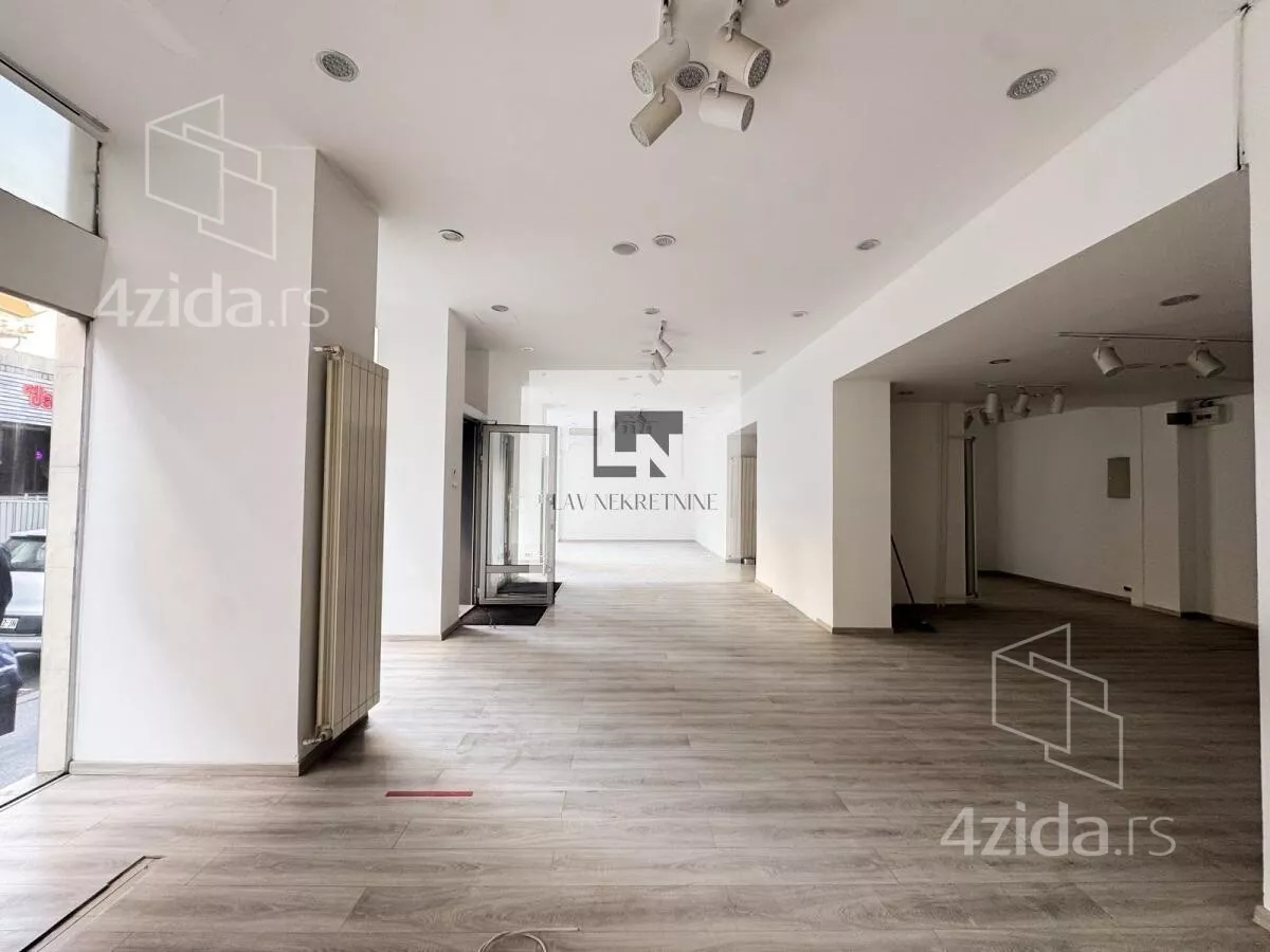 Lokal | 4zida