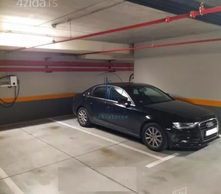 Garaža/Parking | 4zida