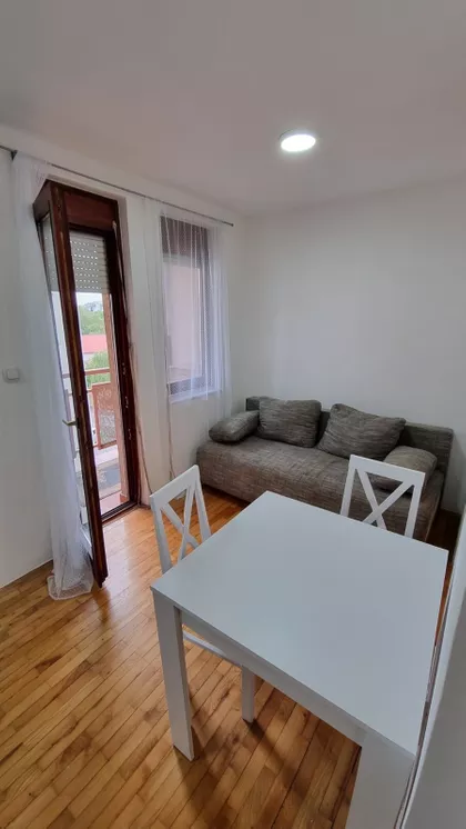 Berislava Berića | 4zida.rs