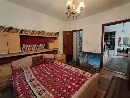 Buvlja Pijaca | 4zida.rs