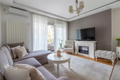 Južni Bulevar | 4zida.rs