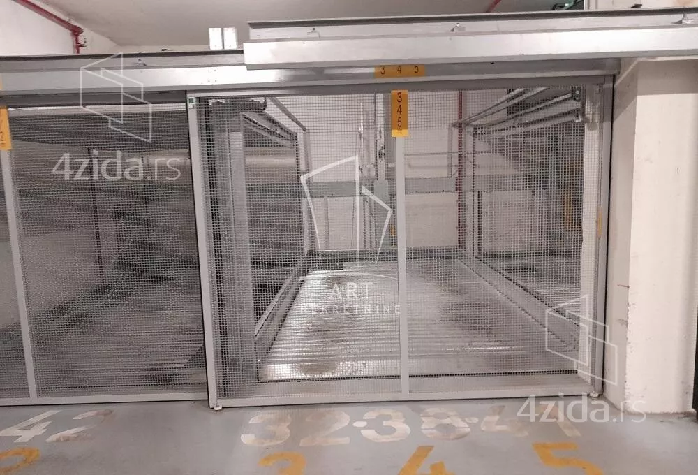 Garaža | 4zida
