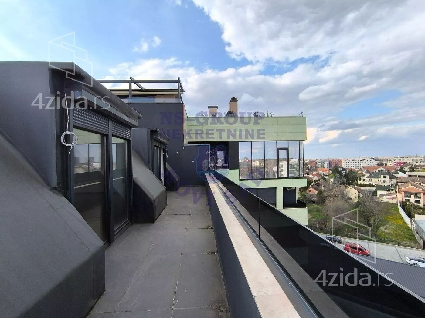 Petosoban stan | 4zida