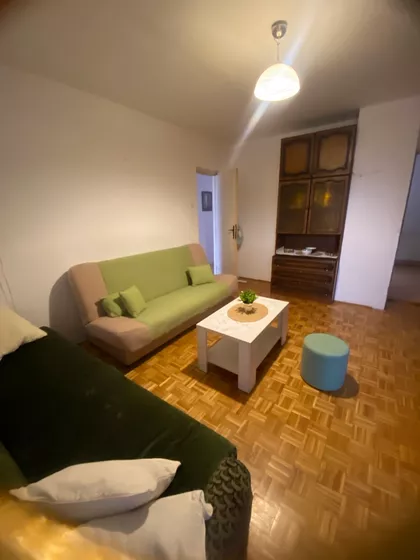 Konfučijeva | 4zida.rs