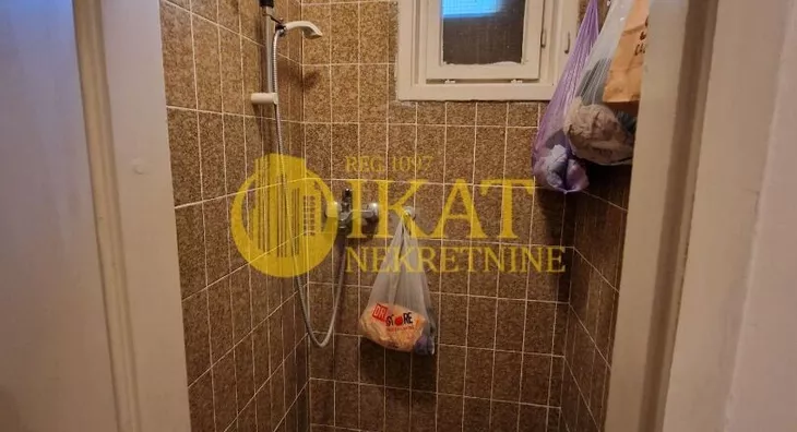 4-etažna kuća | 4zida