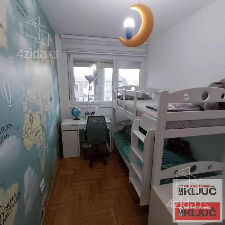 Četvorosoban stan | 4zida