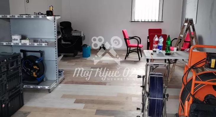 Poslovni prostor | 4zida