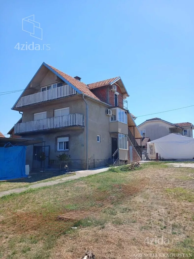 3-etažna kuća | 4zida