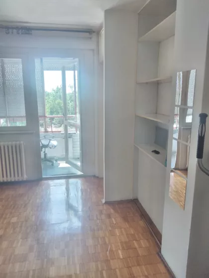 Obalskih Radnika 23 | 4zida.rs
